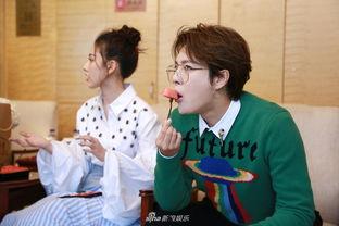 吃瓜娱乐最新,吃瓜群众揭秘最新热点事件